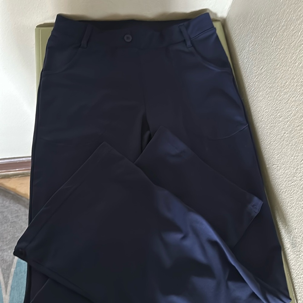 Yogiplace 4 pocket Yoga Bootcut Dress Pant in Navy XS. NWOT!